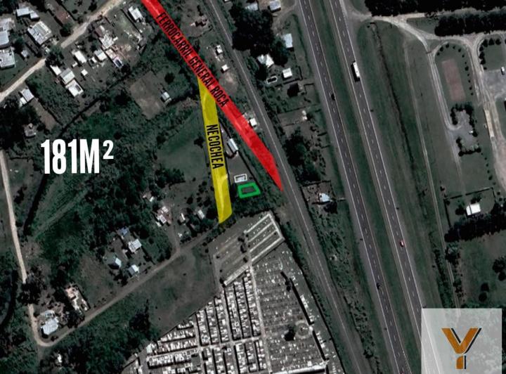 Terreno · 181m²