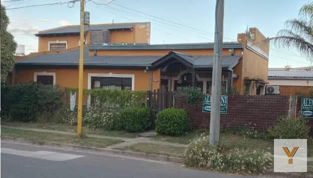 Casa · 167m² · 5 Ambientes · 1 Cochera