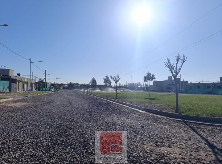 Terreno · 317m²