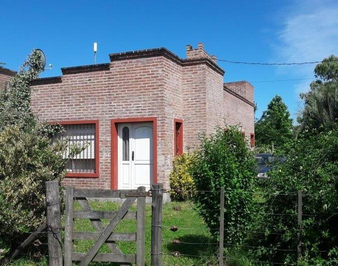 Casa · 175m² · 6 Ambientes · 2 Cocheras