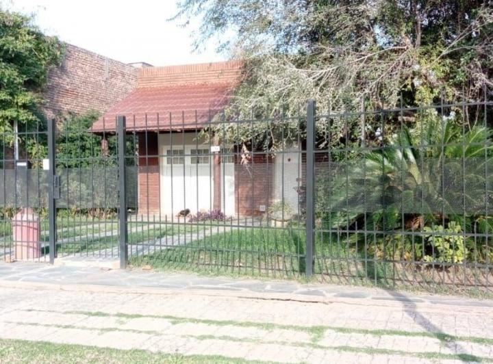 Casa · 150m² · 4 Ambientes · 1 Cochera
