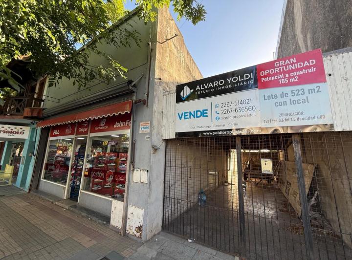Edificio · 200m² · 1 Cochera