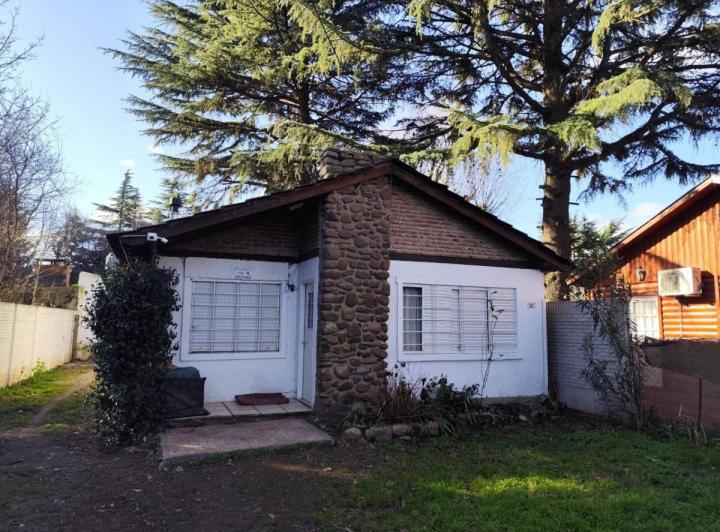 Casa · 70m² · 4 Ambientes · 1 Cochera