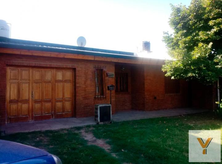 Casa · 110m² · 4 Ambientes · 1 Cochera