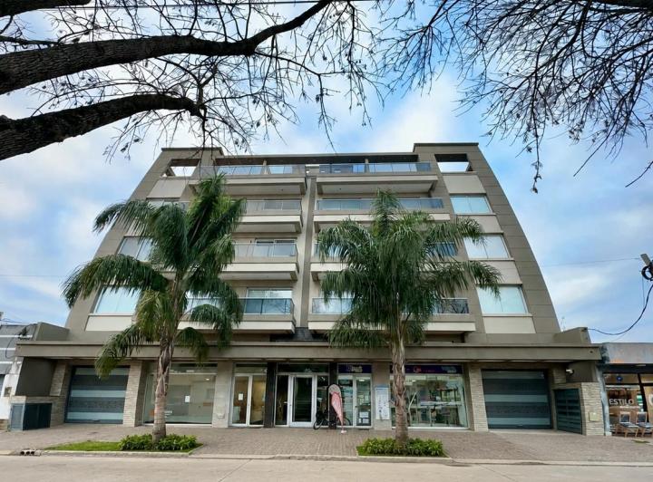 Departamento · 90m² · 3 Ambientes · 1 Cochera