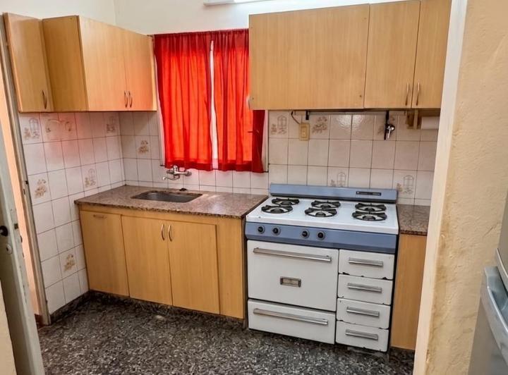 Casa · 300m² · 4 Ambientes · 2 Cocheras