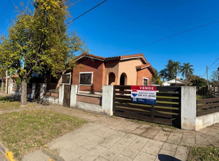 Casa · 142m² · 4 Ambientes · 1 Cochera