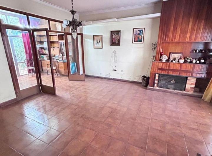 Casa · 132m² · 6 Ambientes · 1 Cochera