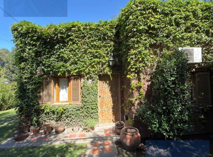 Casa · 336m²