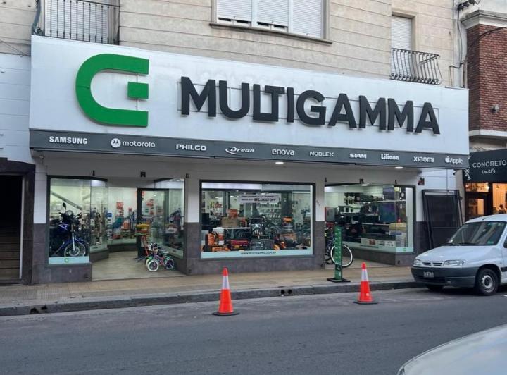 Local comercial · 408m²