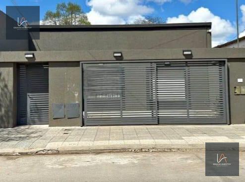Casa · 95m² · 3 Ambientes · 1 Cochera