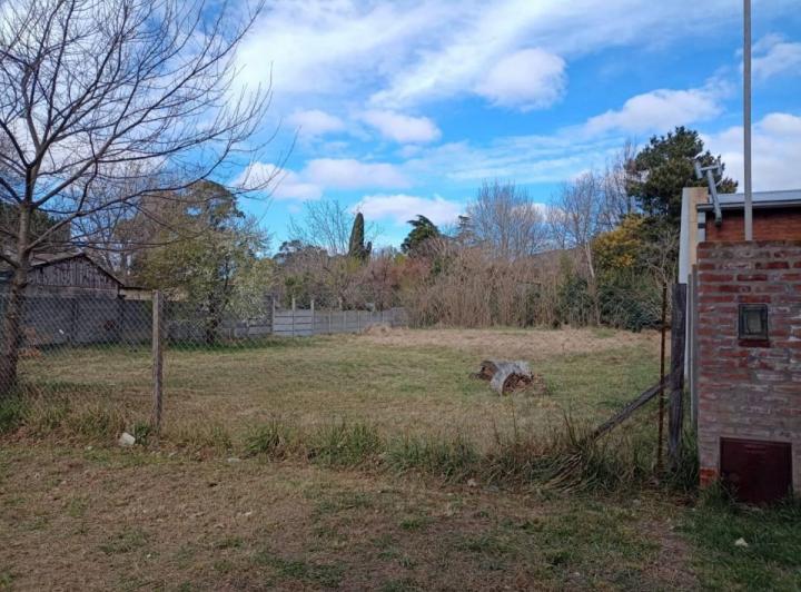 Terreno · 880m²