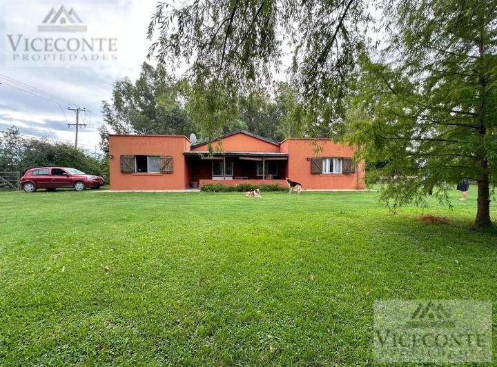 Casa · 160m² · 4 Ambientes · 1 Cochera