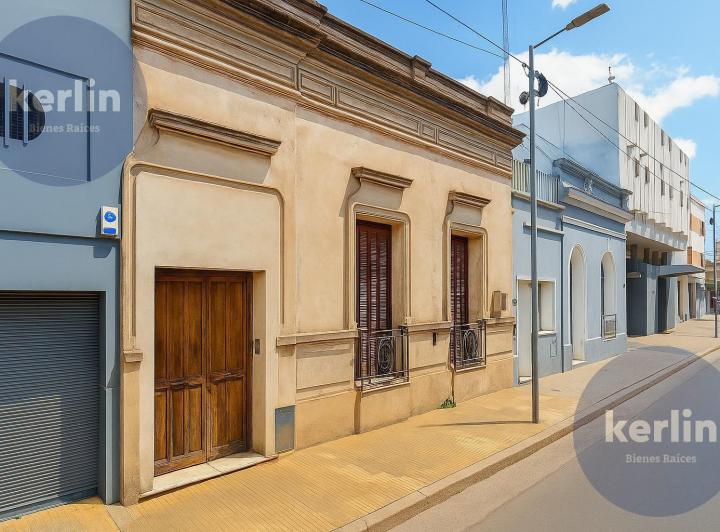 Casa · 284m² · 3 Ambientes · 1 Cochera