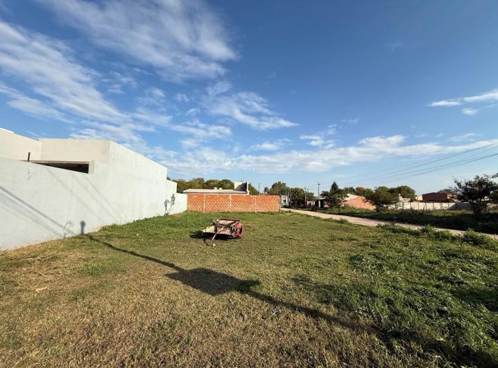 Terreno · 300m²