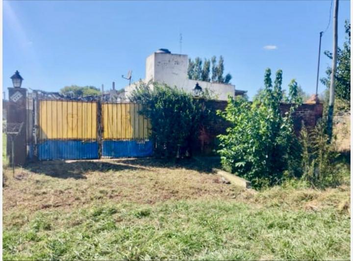 Casa · 50m² · 1 Dormitorio · 2 Cocheras