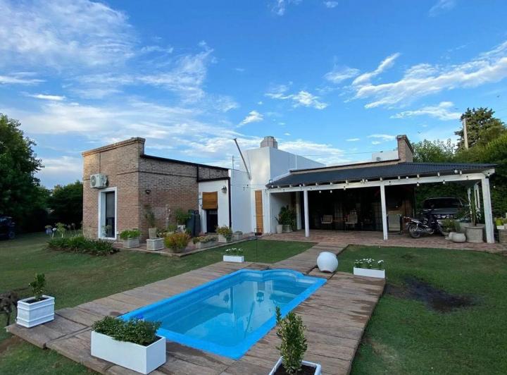 Casa · 155m² · 3 Ambientes · 1 Cochera