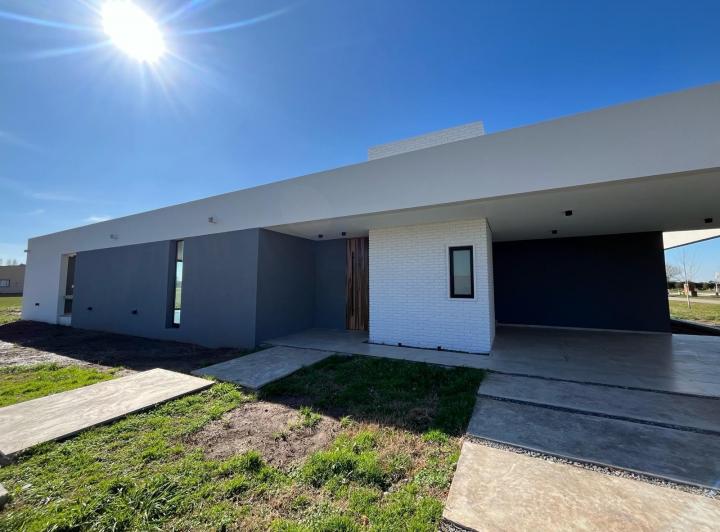 Casa · 143m² · 4 Ambientes