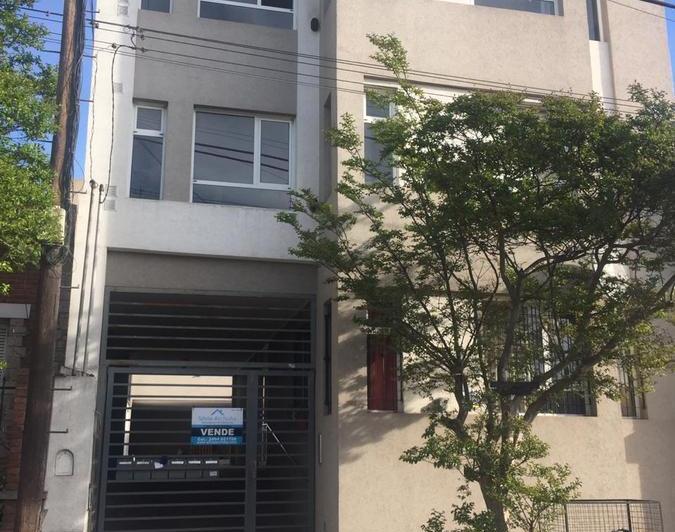 Departamento · 40m² · 2 Ambientes · 1 Cochera