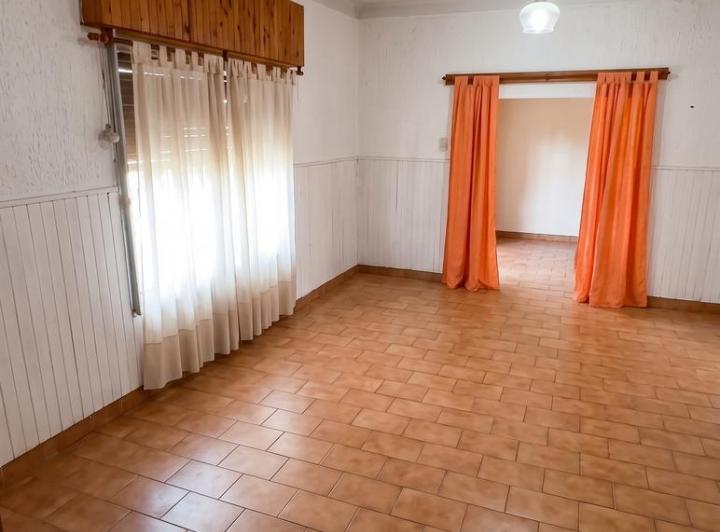 Casa · 80m² · 3 Ambientes · 3 Cocheras