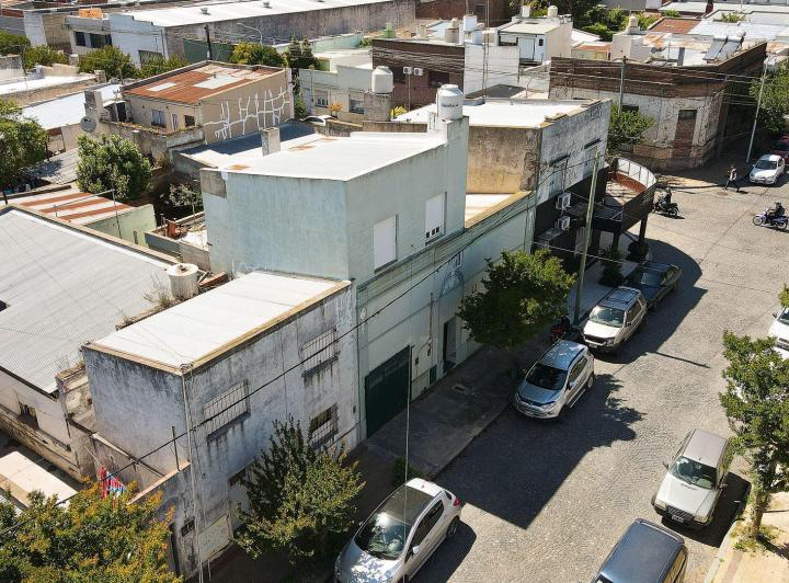 Casa · 165m² · 7 Ambientes · 1 Cochera