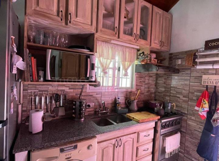 Casa · 80m² · 4 Ambientes · 1 Cochera