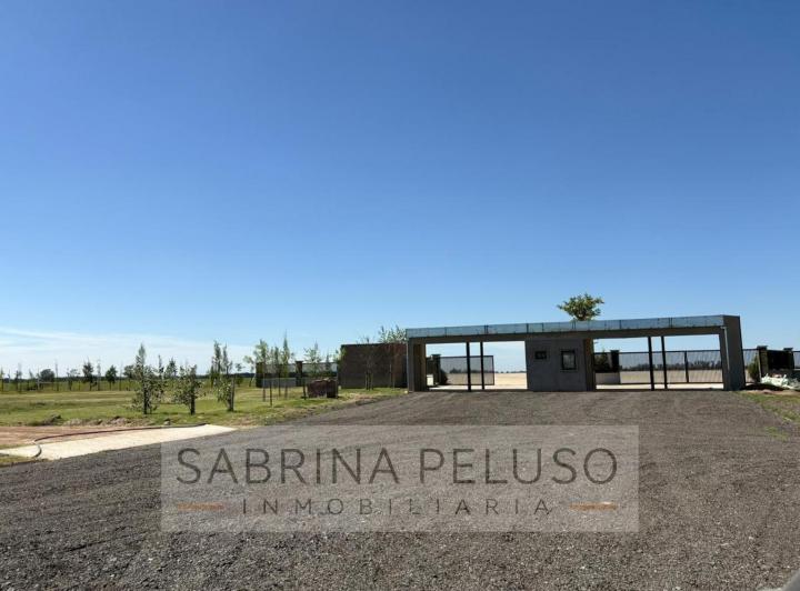 Terreno · 845m²