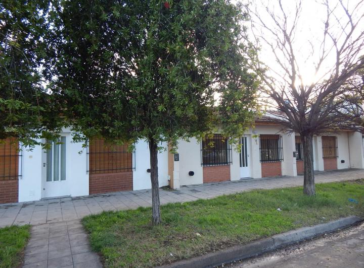 Casa · 75m² · 4 Ambientes · 1 Cochera