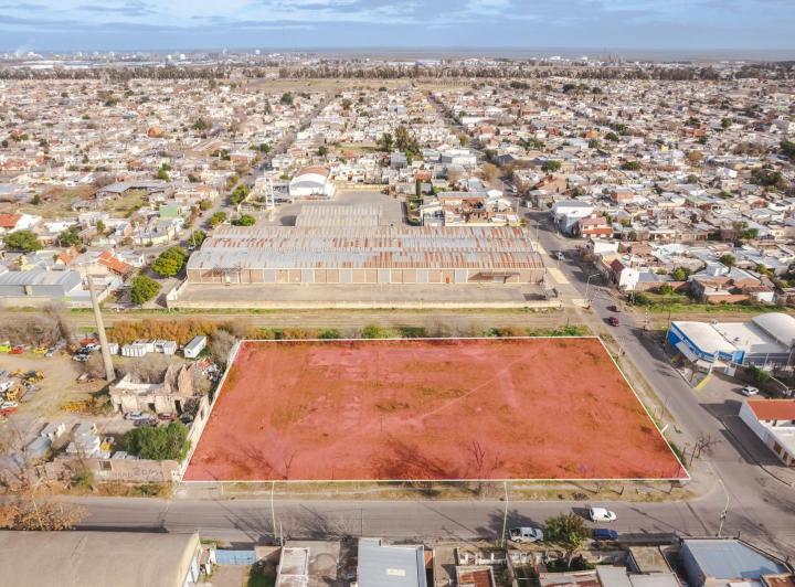 Terreno · 4909m²