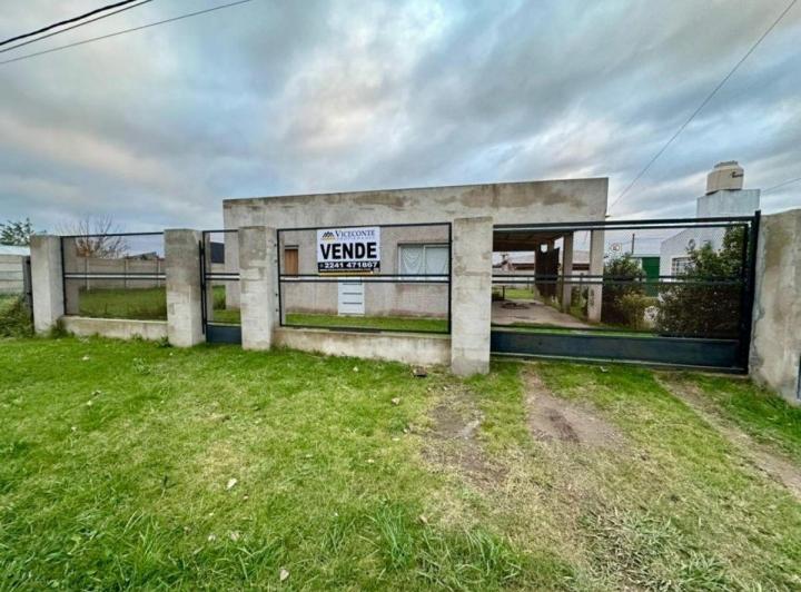 Casa · 85m² · 4 Ambientes · 1 Cochera