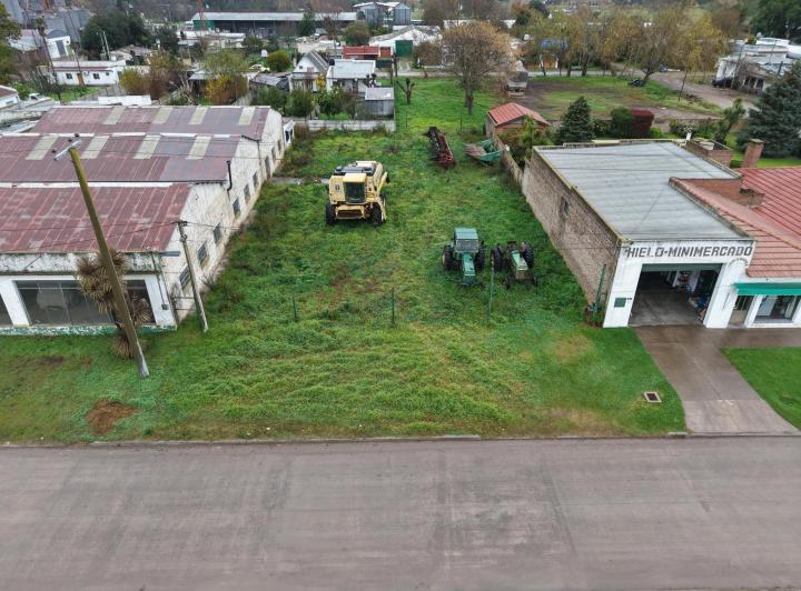 Terreno · 1200m²