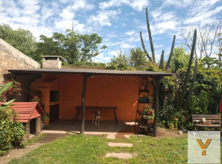Casa · 100m² · 3 Ambientes · 1 Cochera