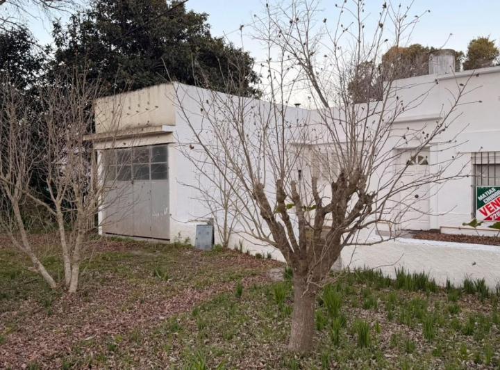 Casa · 179m² · 3 Ambientes · 1 Cochera