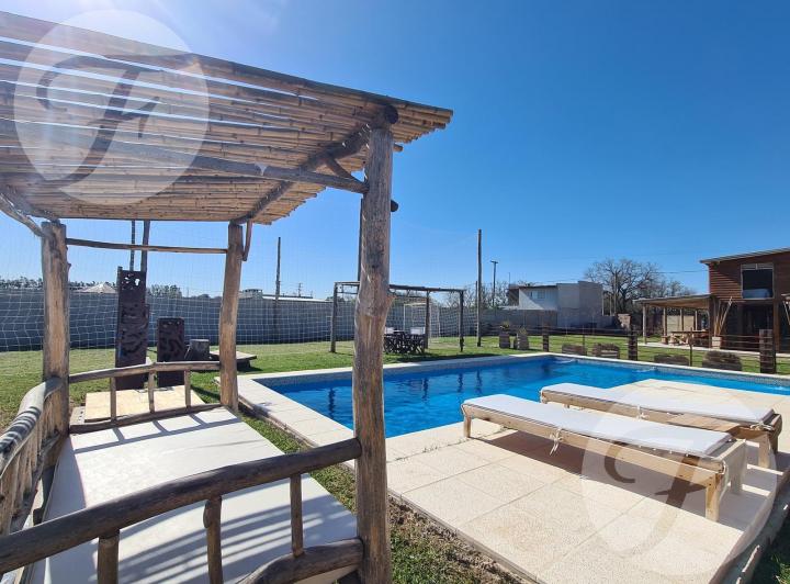 Casa · 210m² · 5 Ambientes