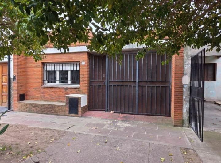 Casa · 75m² · 3 Dormitorios · 1 Cochera
