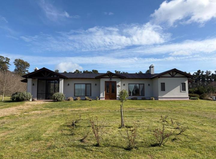 Casa · 195m² · 4 Ambientes
