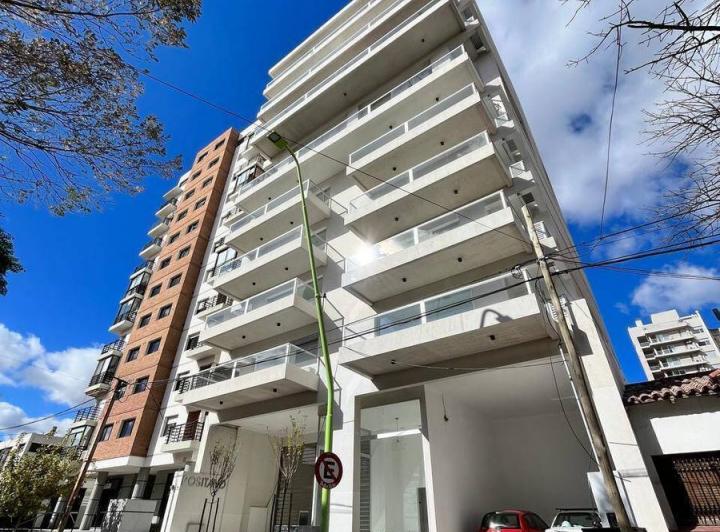 Departamento · 180m² · 4 Ambientes · 2 Cocheras