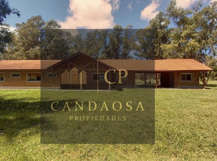Casa · 210m² · 5 Ambientes