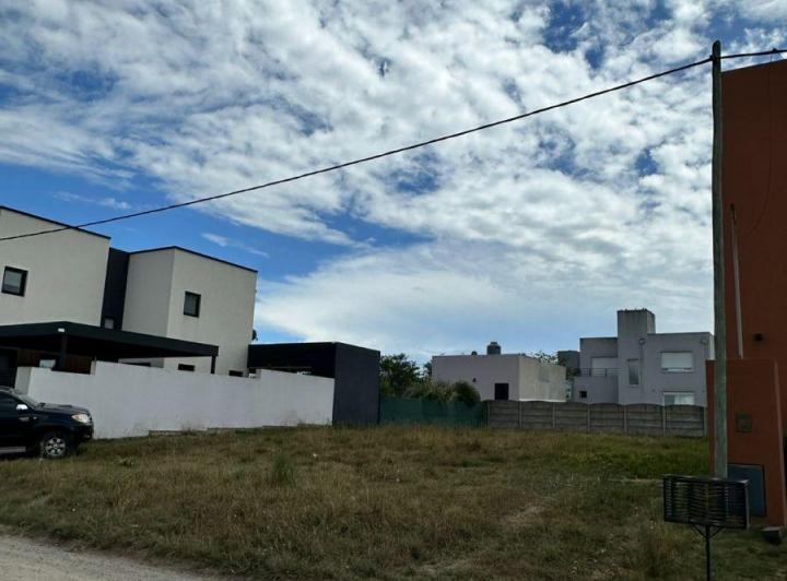 Terreno · 483m²
