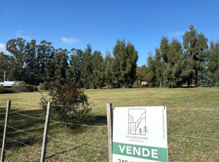 Terreno · 1875m²