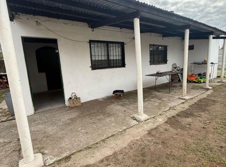 Casa · 90m² · 2 Ambientes · 1 Cochera