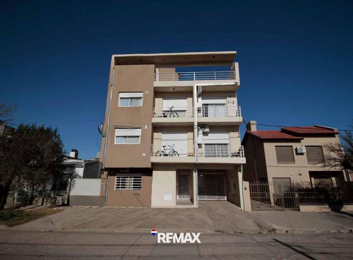 Departamento · 48m² · 2 Ambientes · 1 Cochera