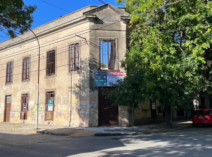 Terreno · 428m²
