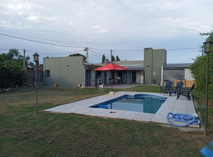 Quinta vacacional · 175m² · 3 Ambientes · 1 Cochera