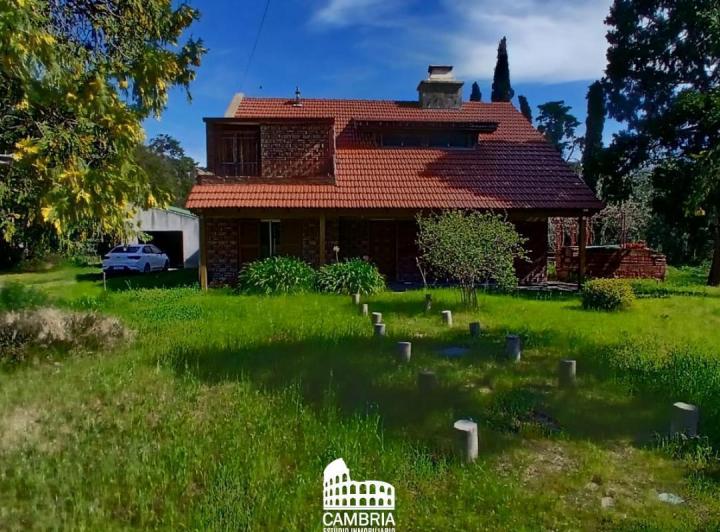 Casa · 172m² · 4 Dormitorios · 1 Cochera