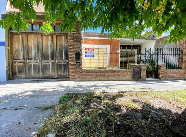Casa · 319m² · 4 Ambientes · 4 Cocheras
