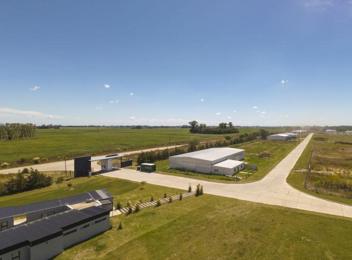 Bodega-Galpón · 1010m²