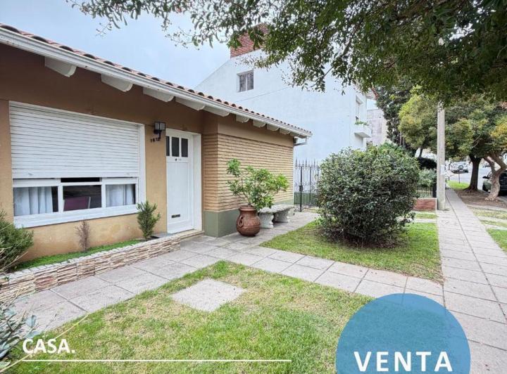 Casa · 110m² · 3 Ambientes · 1 Cochera