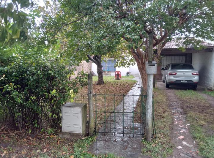 Casa · 250m² · 2 Ambientes · 1 Cochera