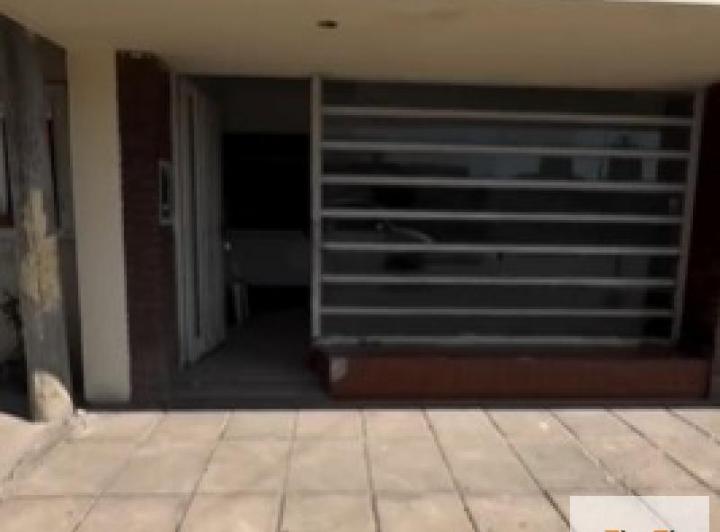 Local comercial · 110m² · 3 Ambientes